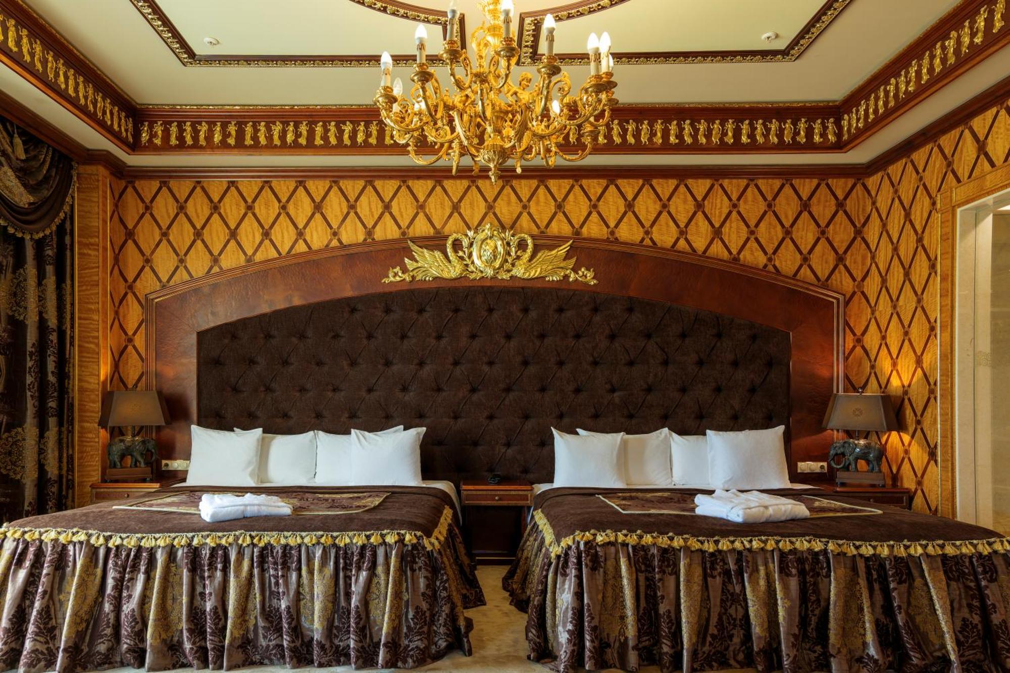 Royal Spa & Hotel Resort Riga Esterno foto